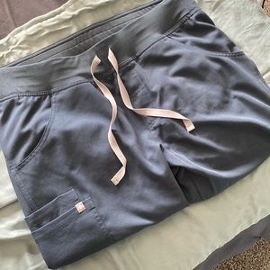 Figs Dark Harbor M Tall